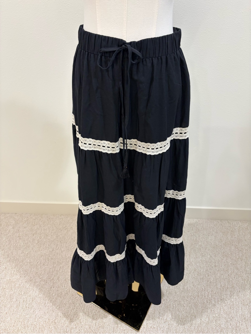 Pinch Black Maxi Skirt with White Lace Bands